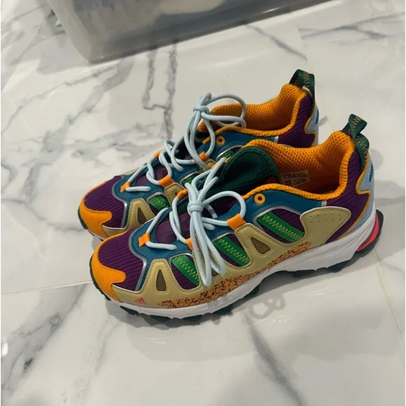 adidas gazelle silver green womens adidas Superturf Adventure Sean Wotherspoon Jiminy Cricket main image 0